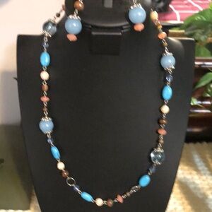 Necklace set with fish hook earrings